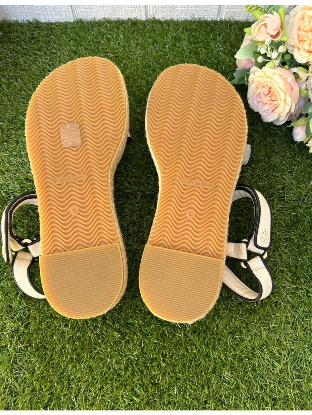 Tory Burch Women’s canvas/perfect black platform  Espadrille Sandals size 10